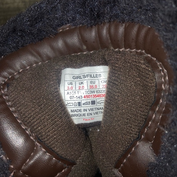 Big girls North Face winter boots size 3 - Picture 8 of 8